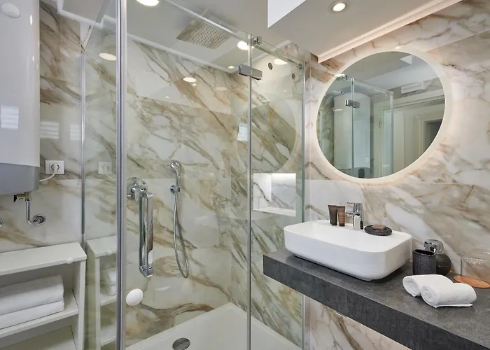 Lägenhet Rhea Silvia