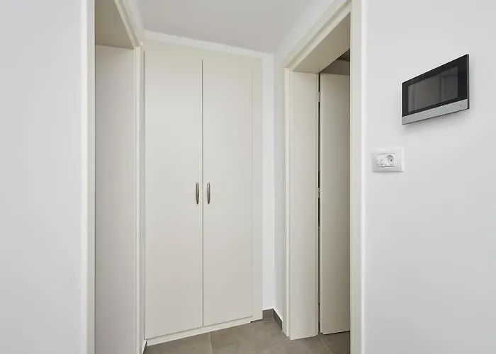 Lägenhet Rhea Silvia