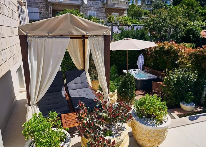 Lägenhet Rhea Silvia *