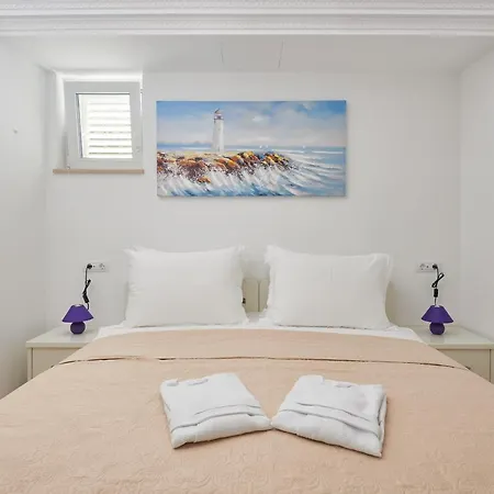 Rhea Silvia Dubrovník